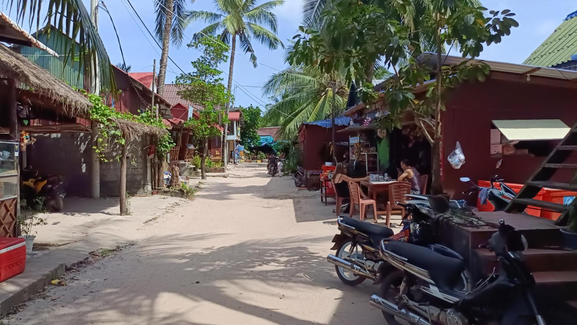Paradiso Ocean Front Bungalows Sok San Village Exterior photo